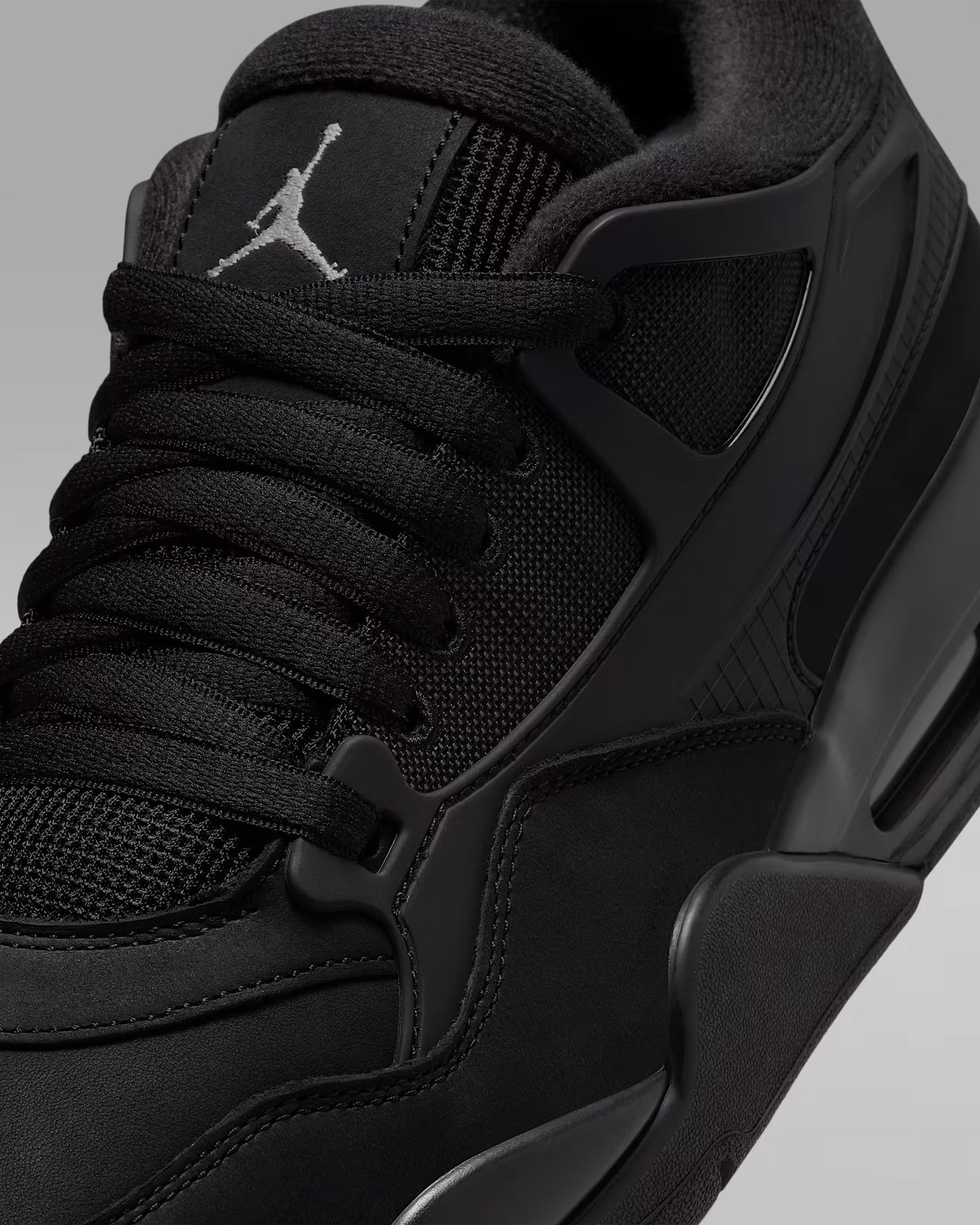 Air Jordan 4 RM