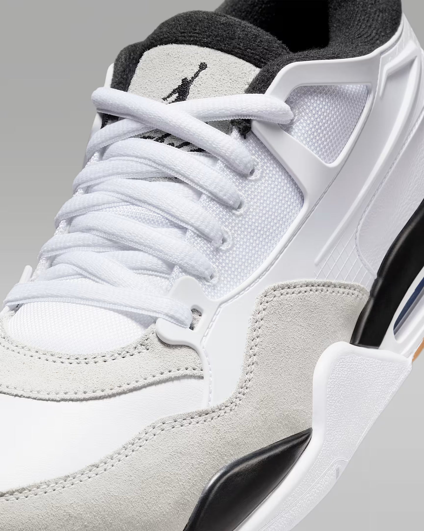 Air Jordan 4 RM