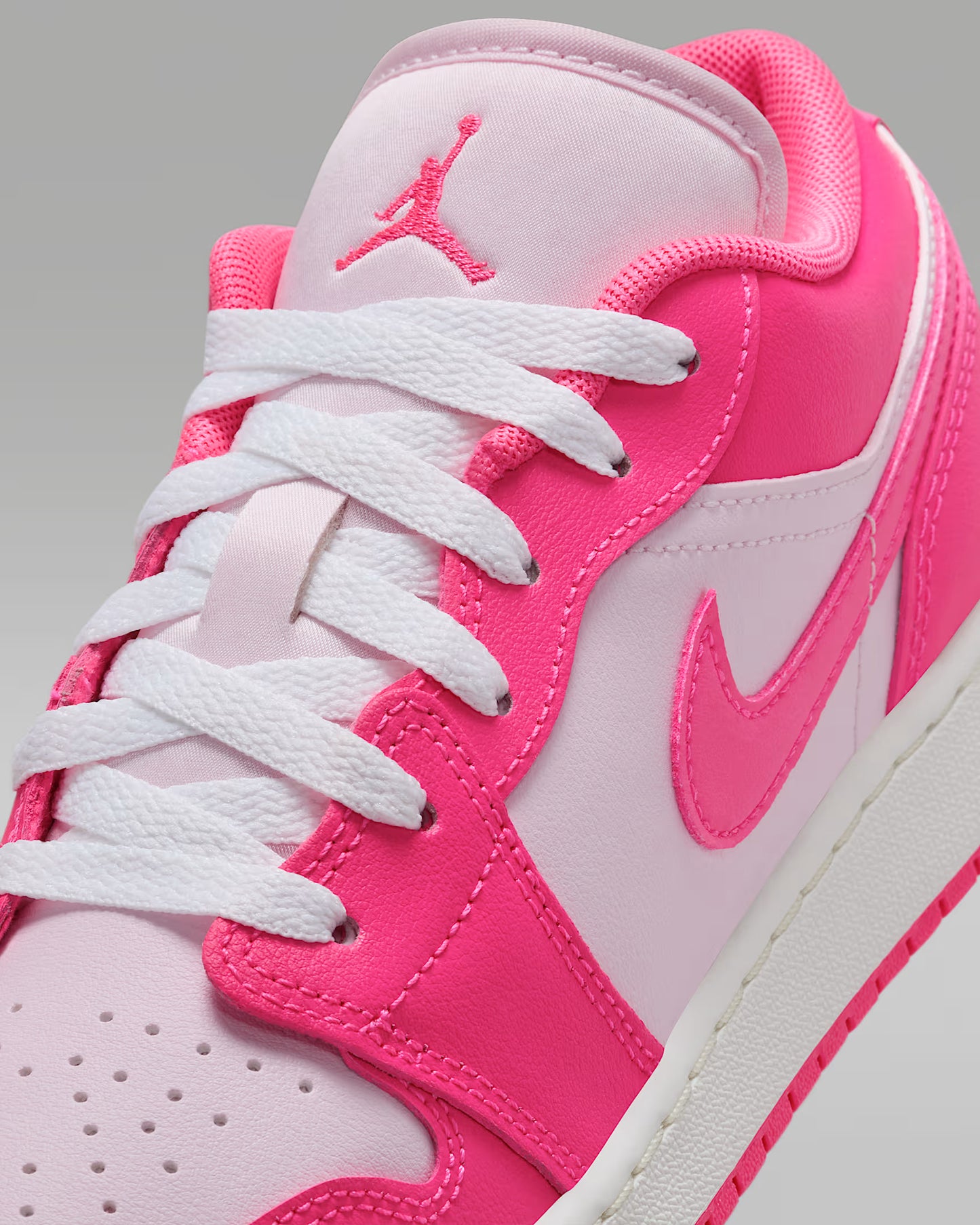 Jordan Nike low