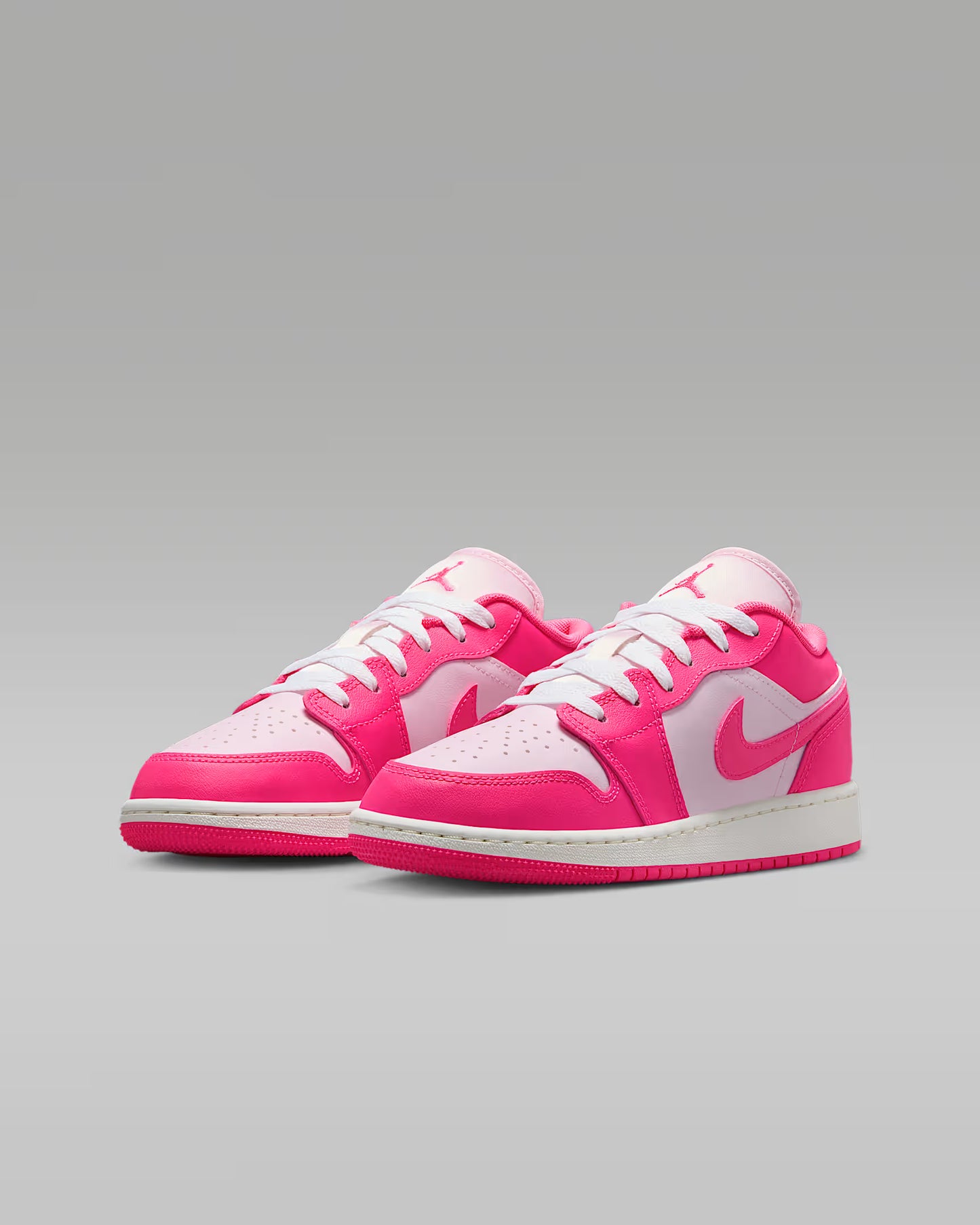 Jordan Nike low