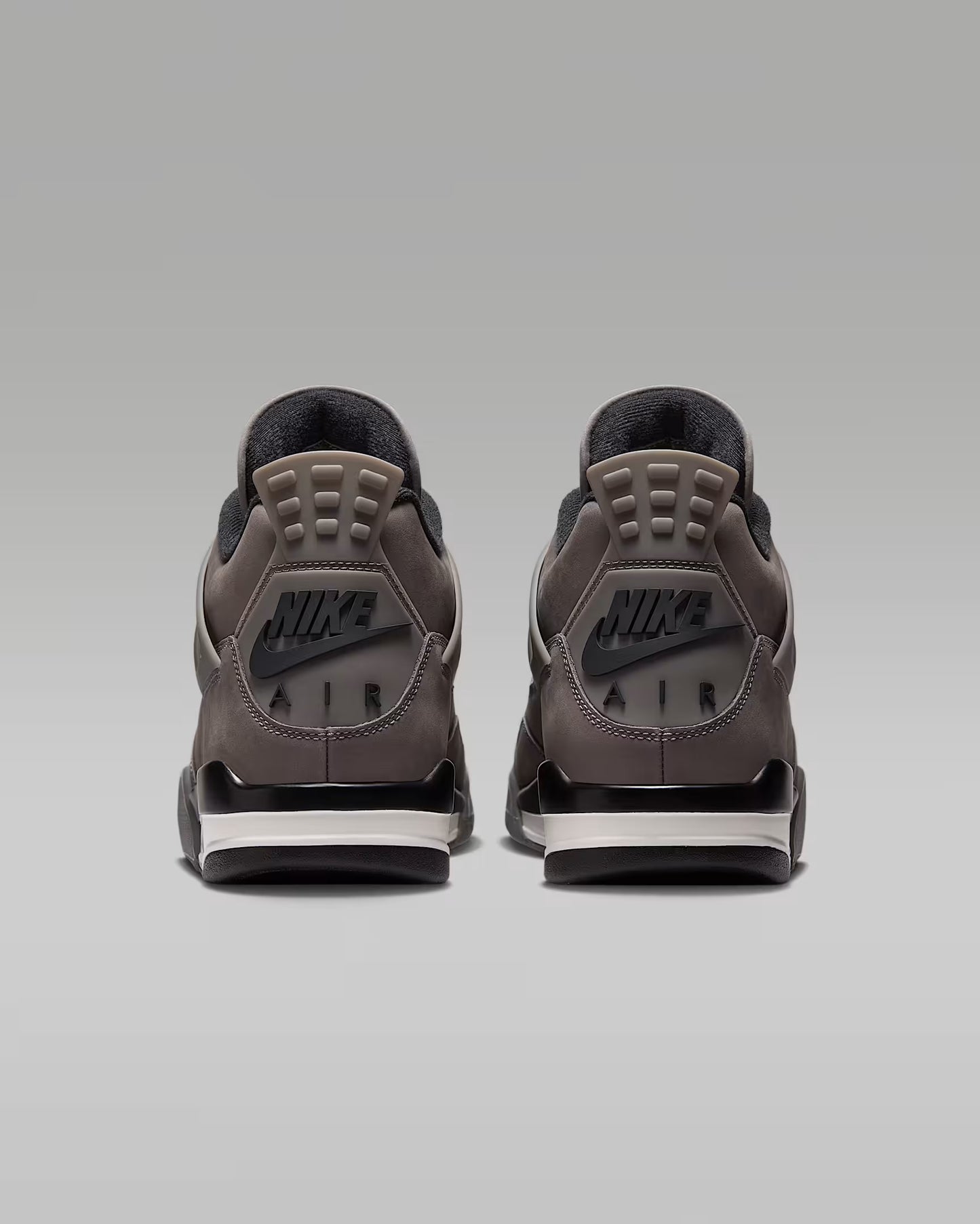 Air Jordan 4 Retro «
